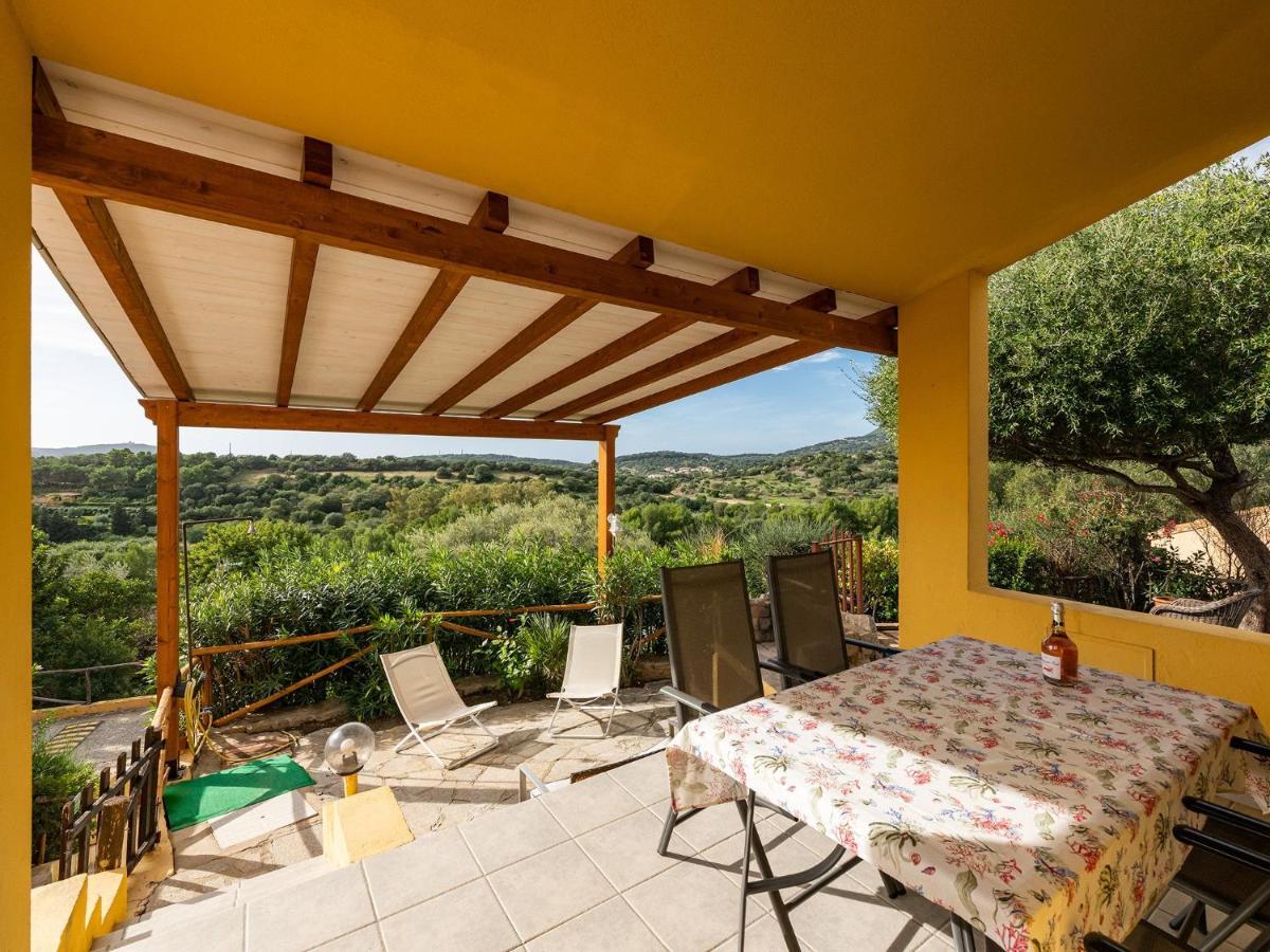 Villa Claudio E Lunetta Виласимиус Екстериор снимка